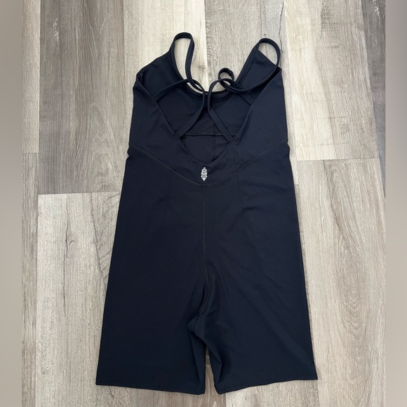 NEW Free People Movement All Star Runsie Romper size large - Picture 6 of 7